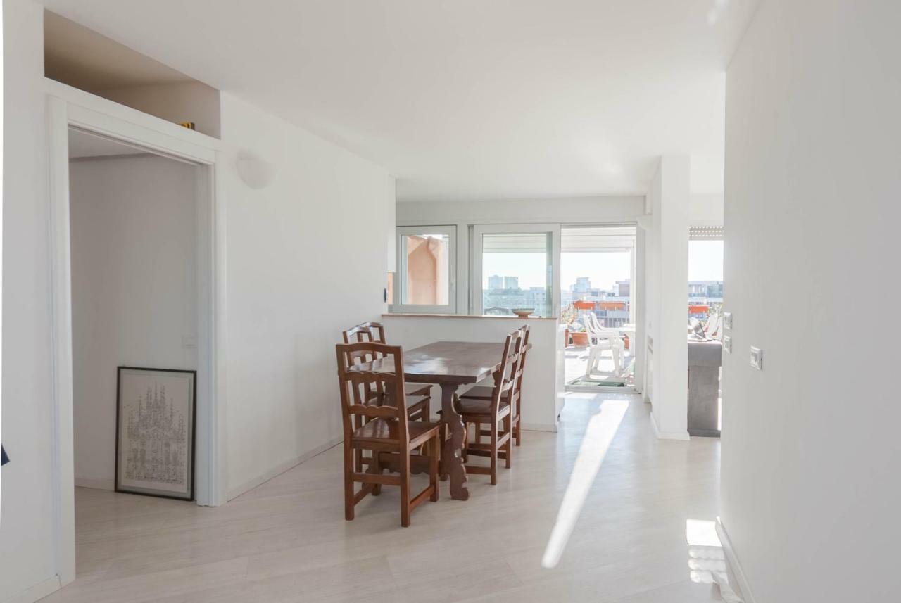 Exclusive Rooftop Apartment With Large Terrace In Solari/Tortona Milaan Buitenkant foto