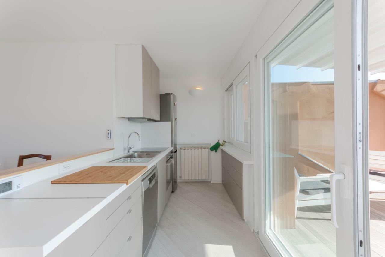 Exclusive Rooftop Apartment With Large Terrace In Solari/Tortona Milaan Buitenkant foto